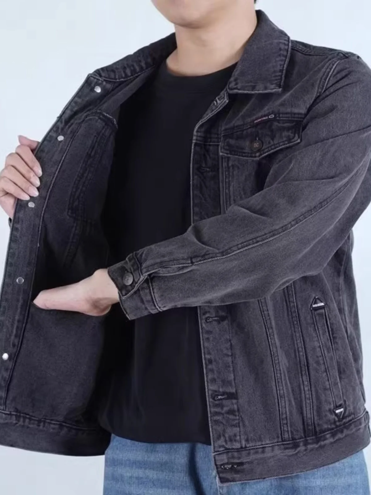 

Autumn New Sle Men's Casual Loose Fit Faionable Denim Jaet Korean Version Versatile Cool Looking Outerwear Jaet