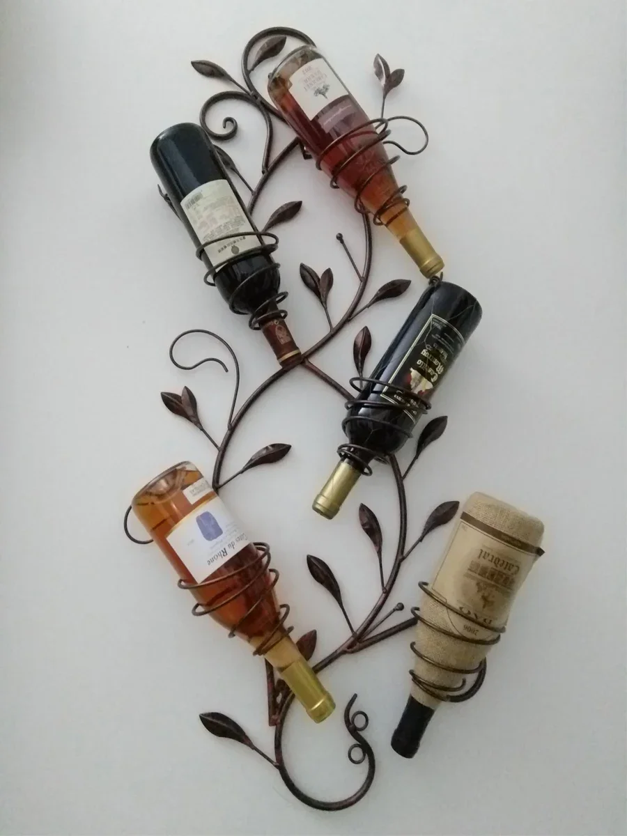 Restaurant wall decoration ornament creative wall hanging upside down red wine bottle rack Bordeaux bottle wine cocktail