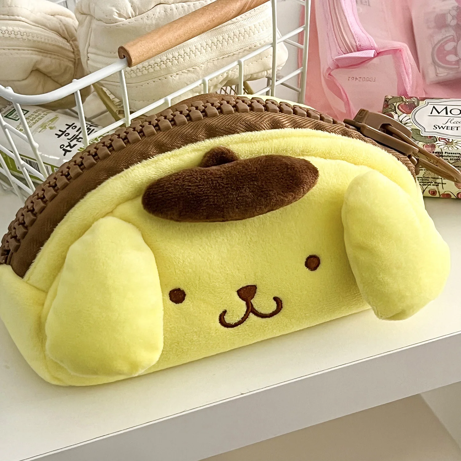 New Sanrio Kawaii Pompompurin Pen Bag Cartoon Shaped Stationery Bag Anime Fashion Creative Girl Cosmetic Storage Bag Collection