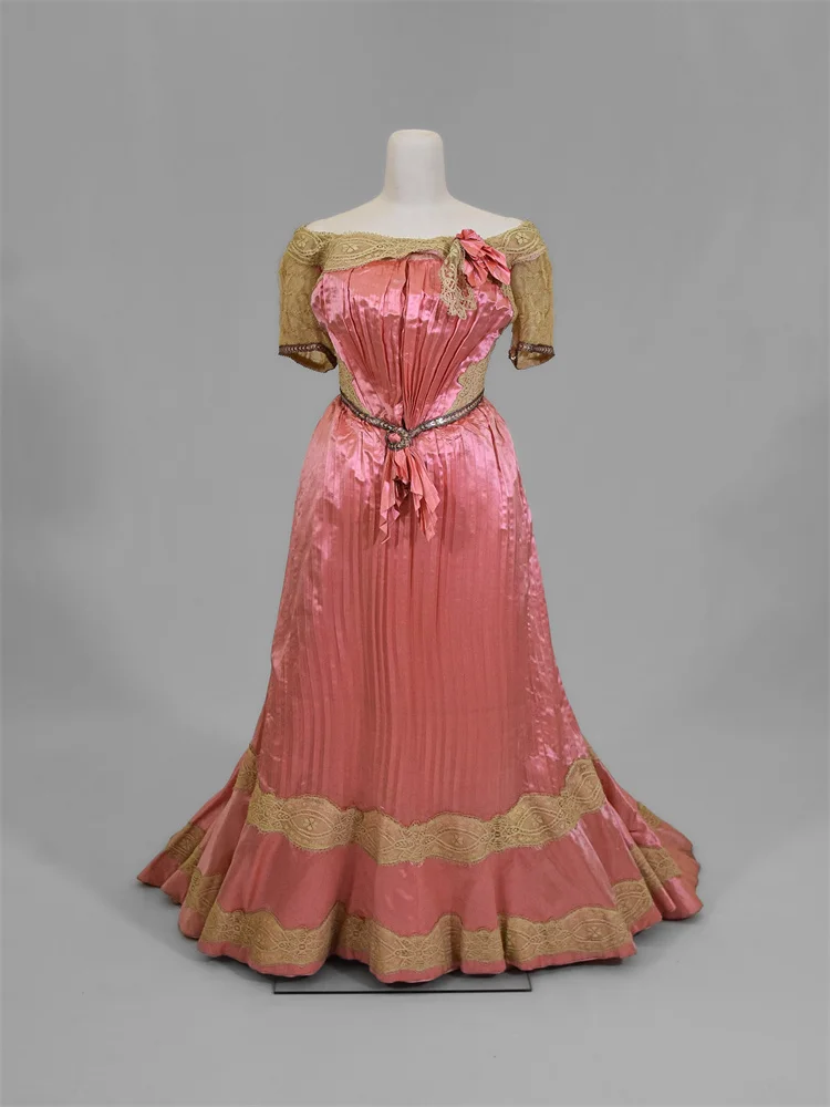 1890s Victorian Pink Pleated Bustle Dress Historical  Renaissance Civil War Southern Belle  Wedding Party Ball Gown