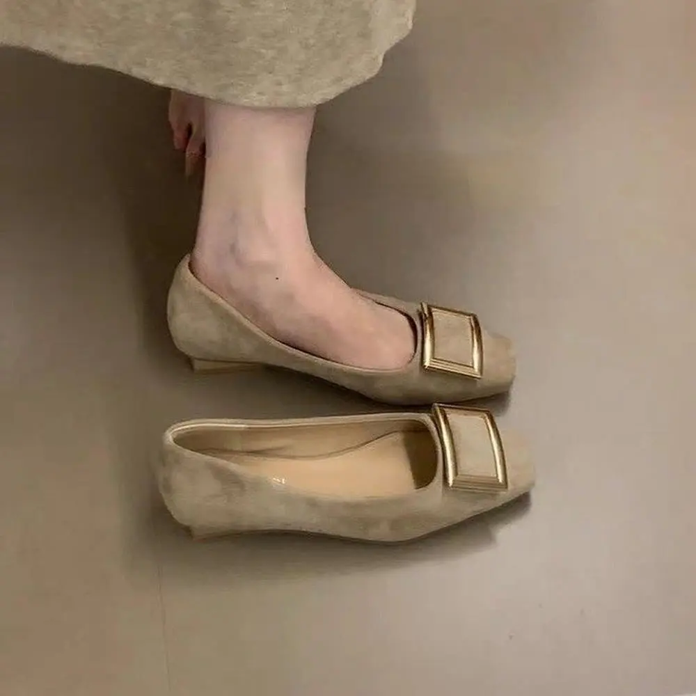 Sepatu Wanita Model Flat Vintage dengan Tali dan Rivet, Ujung Persegi, Ultra Ringan, Hak Rendah, Cocok untuk Pernikahan