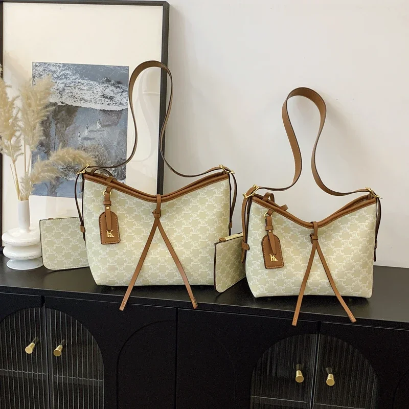 

High-End Luxury Minimalist Vintage Bag With Large Capacity And Elegant Leather For Everyday Commuter