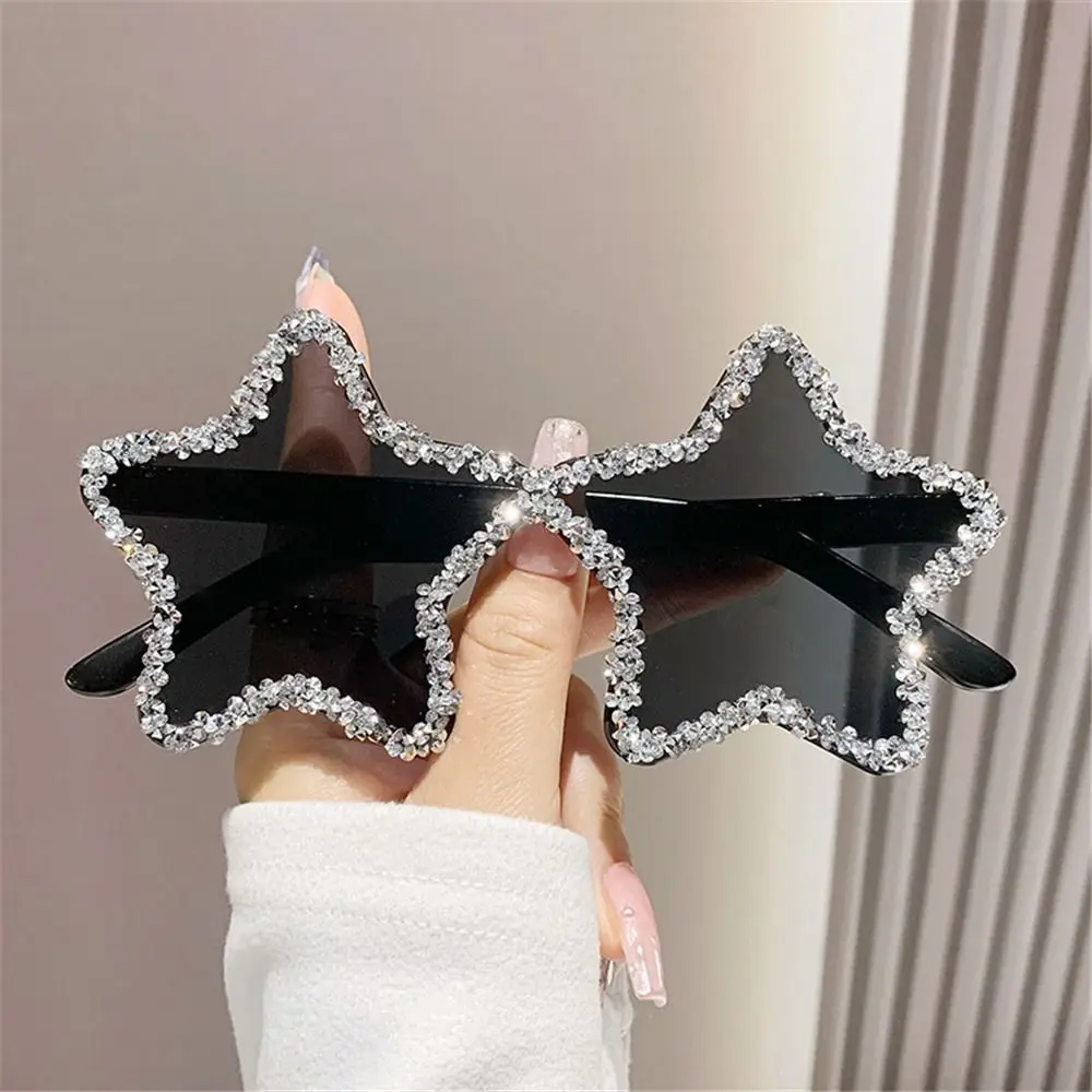 New Y2K Star Shaped Sunglasses for Women Men Fashion Rhinestone Pentagon Sun Glasses Halloween Glasses UV400 Protection Shades