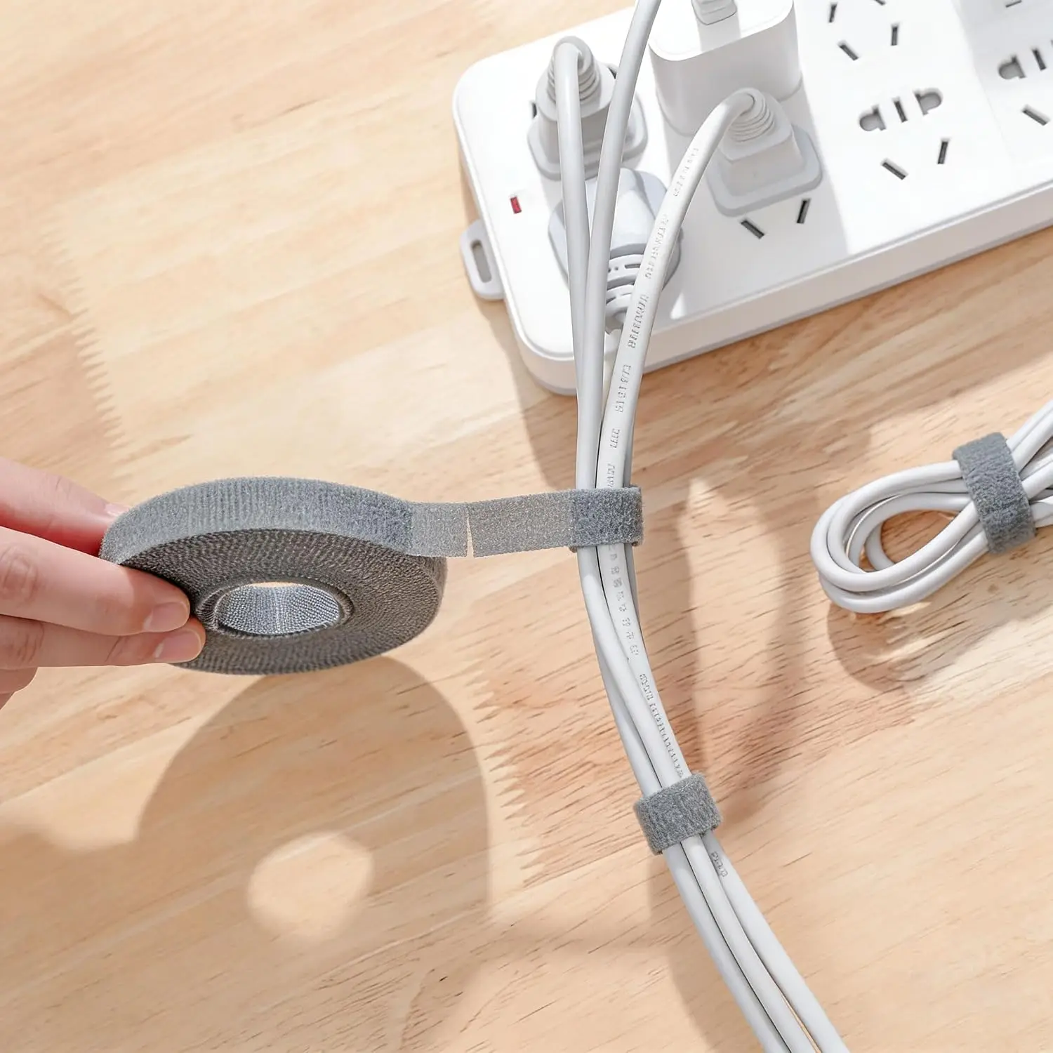 Reusable Hook & Loop Cable Straps, 5m X 1cm Cut-to-Size, for USB, Power, Headphones - Home Office
