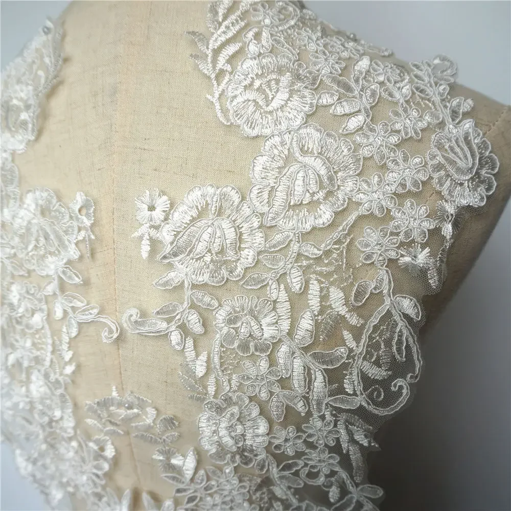 2PCS White Flowers Wedding Appliques Embroidered Lace Mesh Fabric Collar Sew On Patches For Bride Evening Dress DIY Decoration