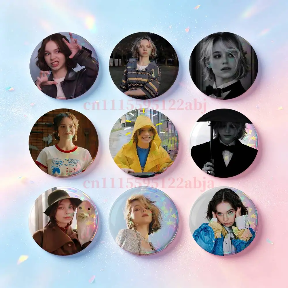 E-Emma Myers HD Print Badges Pretty Round Display Brooches IP merchandise 32mm 58mm 75mm 44mm 25mm