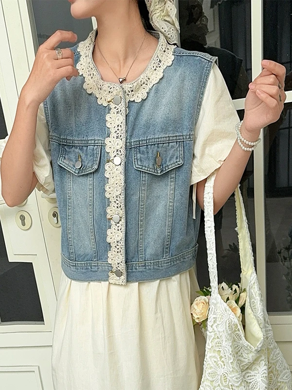 

Ретро-дизайн, свободный джинсовый жилет с кружевной отделкой и цветочной отделкой, женская верхняя одежда, милый рукав, круглая застежка на пуговицы, смесь хлопка