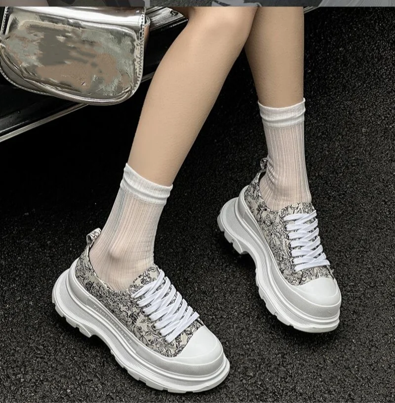 

Women's 5.5cm Platform Canvas black Sneakers Casual Fashion Summer Autumn Shoes