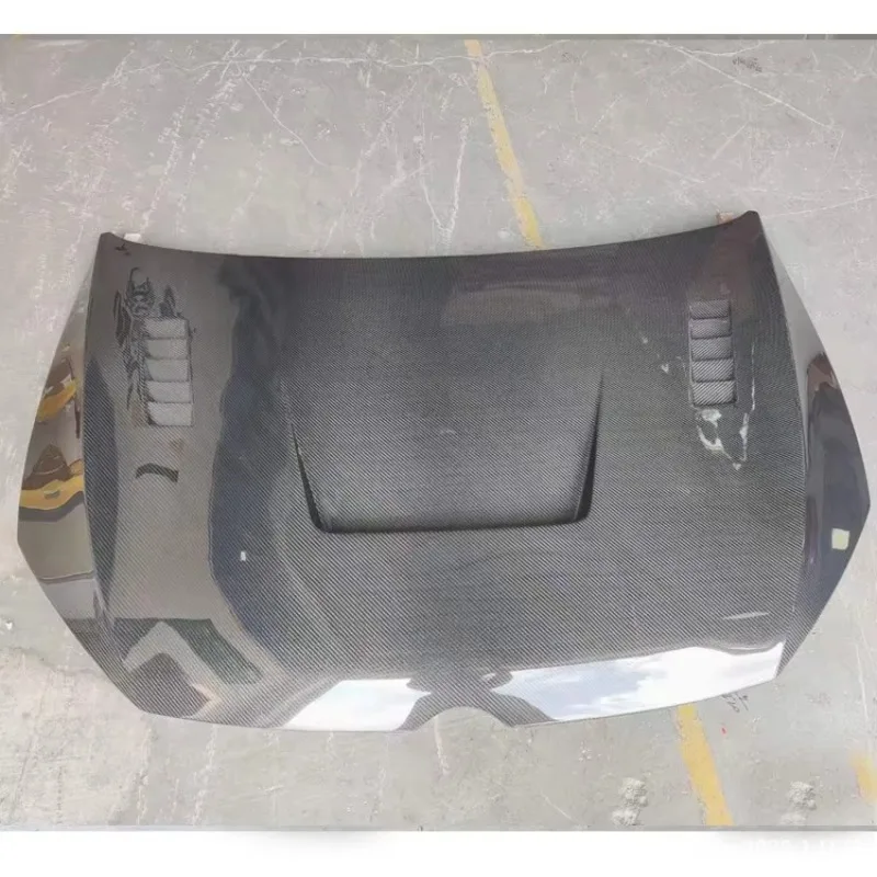 

The factory sells 12-20 7 7.5 GT I R carbon fiber C-type engine cover