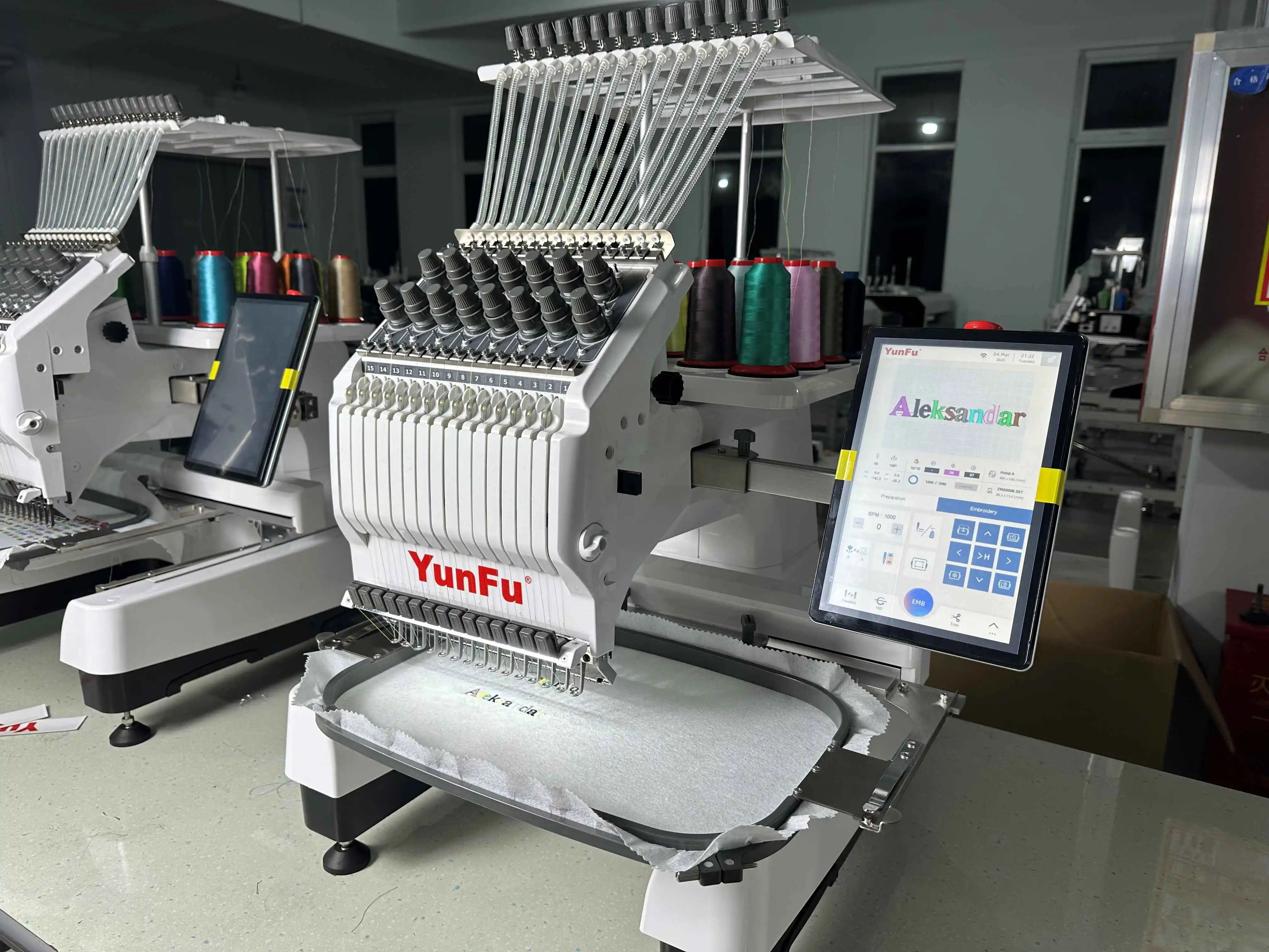 High Precision 15 Needle Single Head Embroidery Machine 240*400mm Multifunctional Home Use Embroidery Sewing Machine
