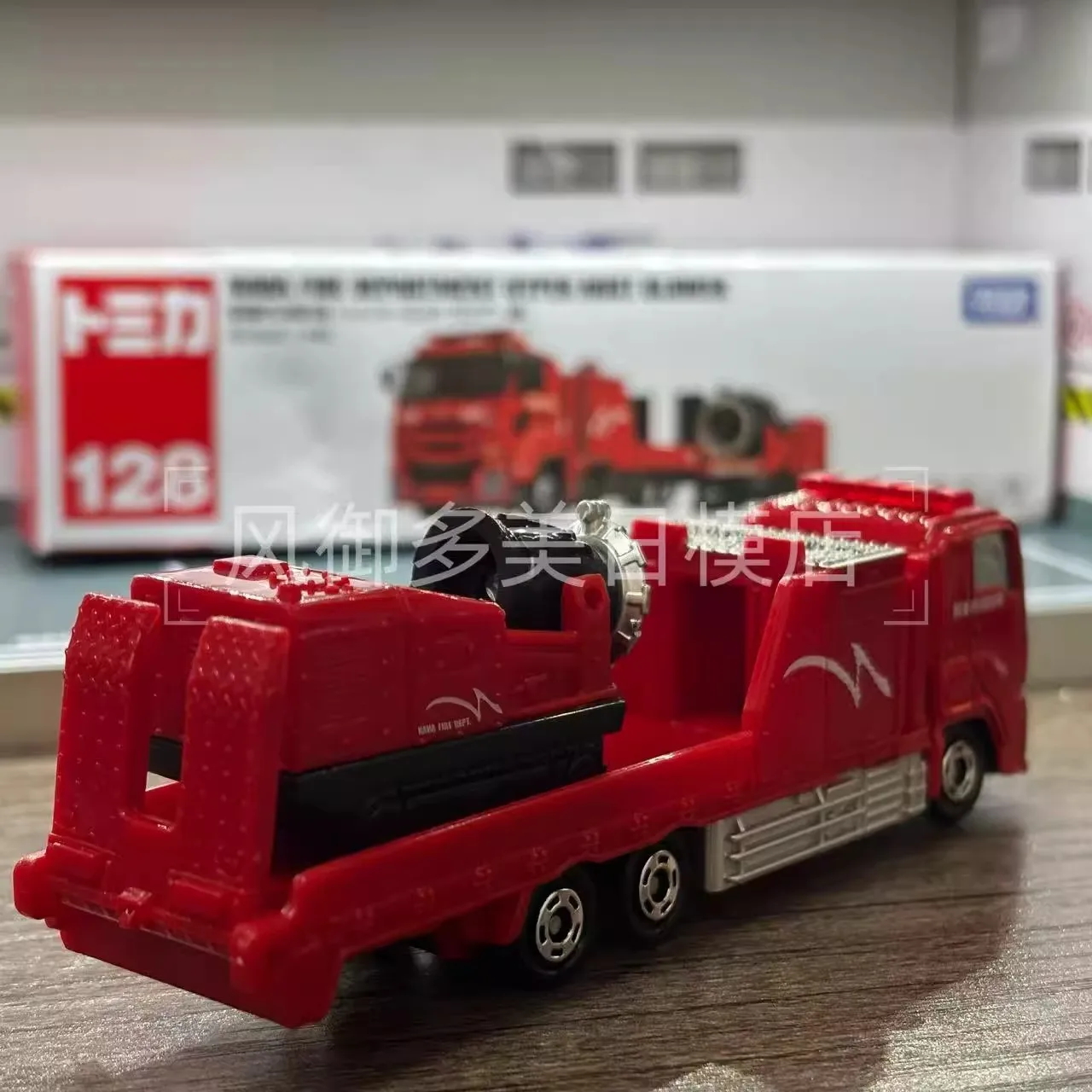 ทาคาระ โทมี่ โทมิก้า รุ่นยาว หมายเลข รถดับเพลิงไฮเปอร์มิสท์บลอเวอร์ 128 นาฮา ซิตี้ ของเล่นโมเดลรถเหล็กหล่อขนาดเล็ก