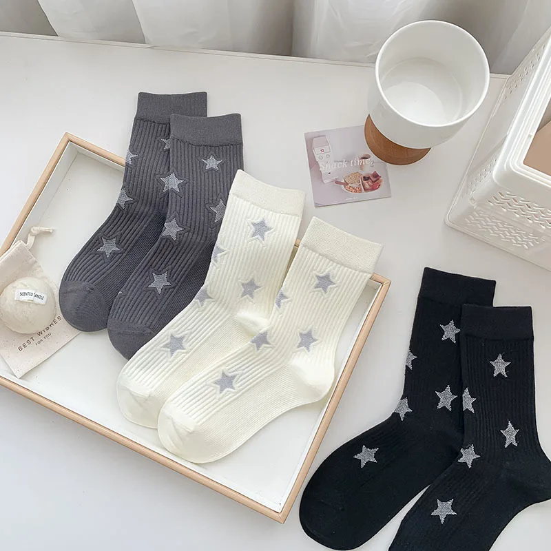 1/4 زوج نجمة مطبوعة المرأة منتصف جوارب أنبوبية لينة مريحة امتصاص العرق تنفس كل موسم الكورية نمط الجوارب غير رسمية