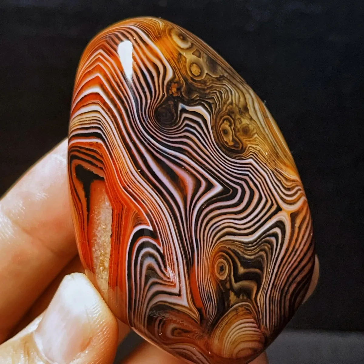 Desert Stone Banded Agate Worry Stone, Decor Stone, Tumbled Polished, Table Decor, Natural Stone, Crystal Collection