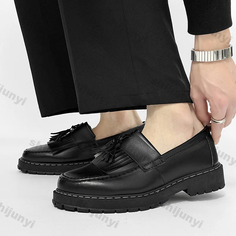 

Модные износостойкие мужские кожаные туфли на платформе с увеличенной высотой, нескользящие, вулканизированные, летние, новые, удобные, для повседневной носки, 2026