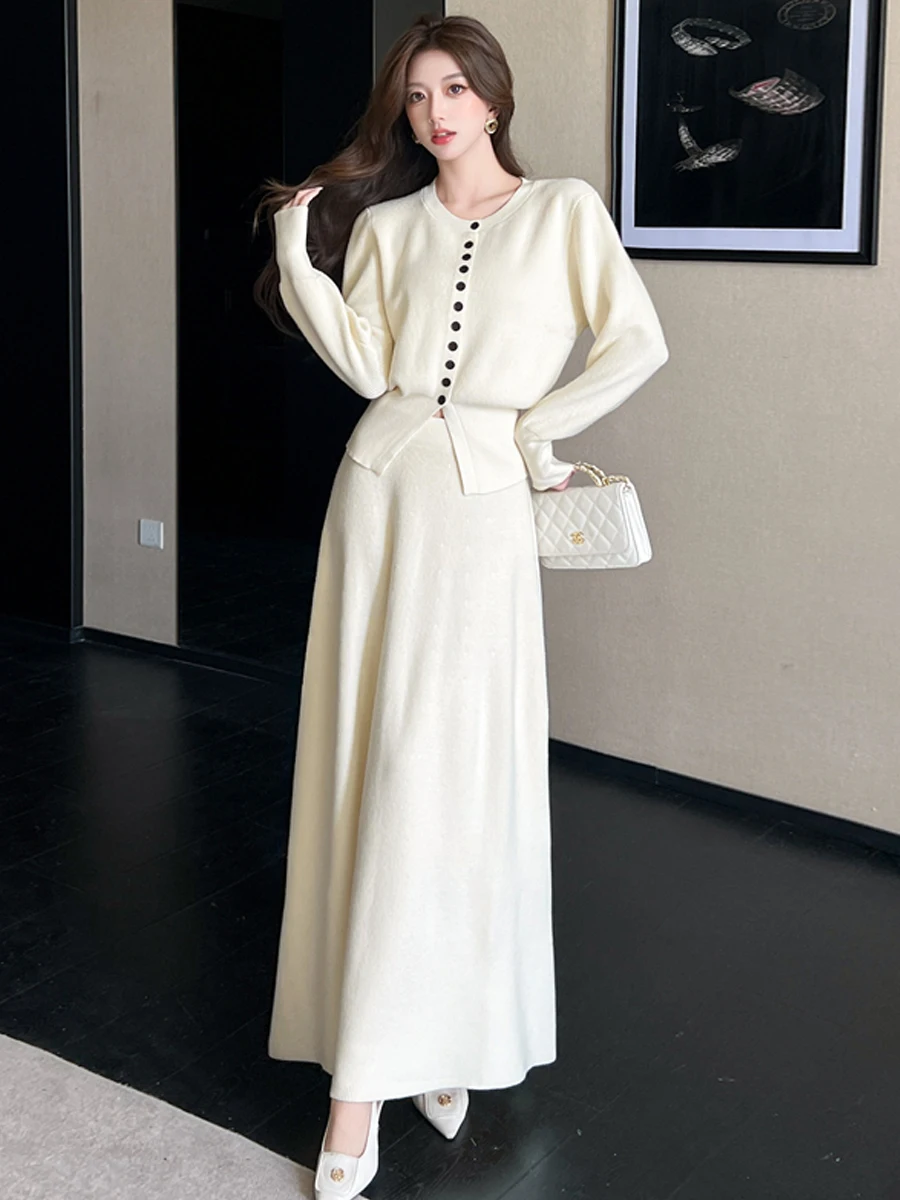 Sexy Loose Knitted Sweater Waist-Cinching round Neck Single Button Design High Waist Skirt Two-Piece Set Casual Fashionable