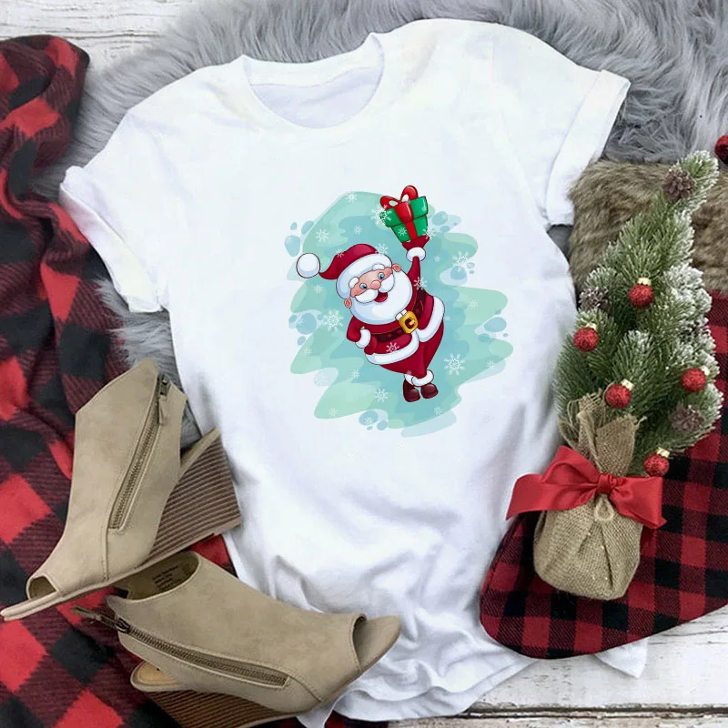 Cute Dog with Christmas Hat T Shirt Women Fashion Merry Christmas Harajuku T-shirt White Suitable All Seasons Tshirt Female Tops