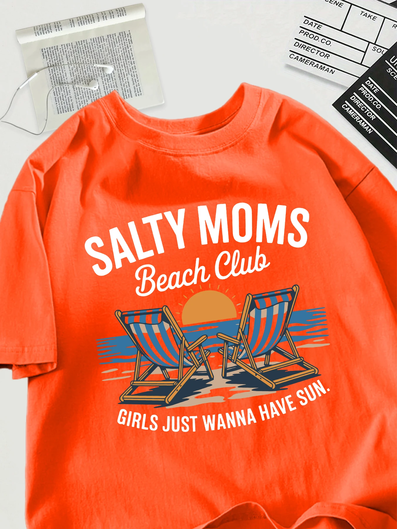 

Мужская футболка с принтом Salty Moms Beach Club, дышащая хлопковая футболка с коротким рукавом в стиле хип-хоп, летние повседневные футболки, модный хлопковый топ унисекс