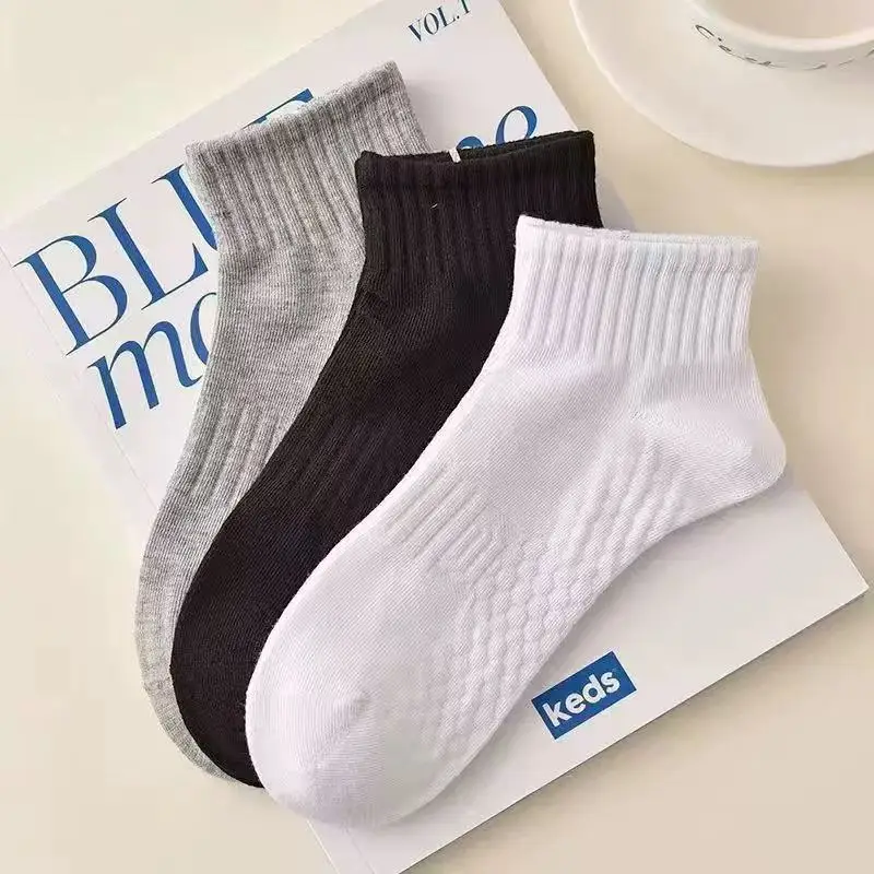 

Men's Breathable Short Socks, Low-Cut Socks with Foot Cushioning and Massage, Soft Cotton Casual Short Socks, Suitable for Daily Commuting, Sports Running, and All-Season Wear