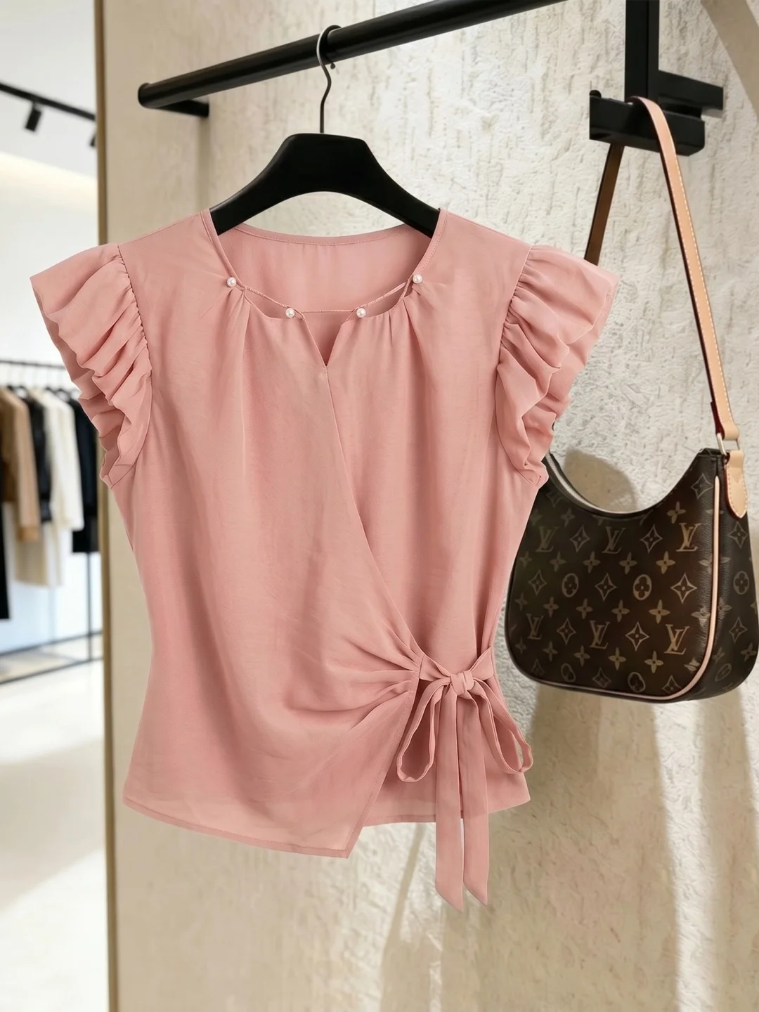 

Fashionable Pure Color Shirt with FLYING SLEEVES Commuter Style Design Korean Version Straight Cut Short Sleeve round Neck
