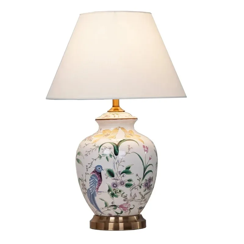 

American ceramic study desk lamp, living room simple bedside lamp, bedroom decorative desk lamp wholesale supply