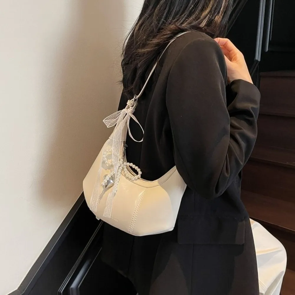 

PU Leather Korean PU Crossbody Bag with Pendant Handbag Korean Underarm Bag Solid Color Large Capacity Women Shoulder Bag