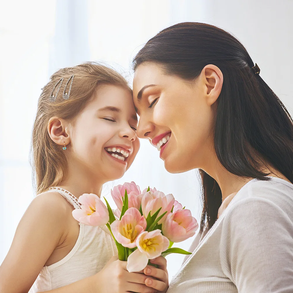 

4Pcs Glitter Snap Clip Water Drop Metal Hair Clips Rhinestone Hair Barrettes for Women Daily Wear Or Special Occasions