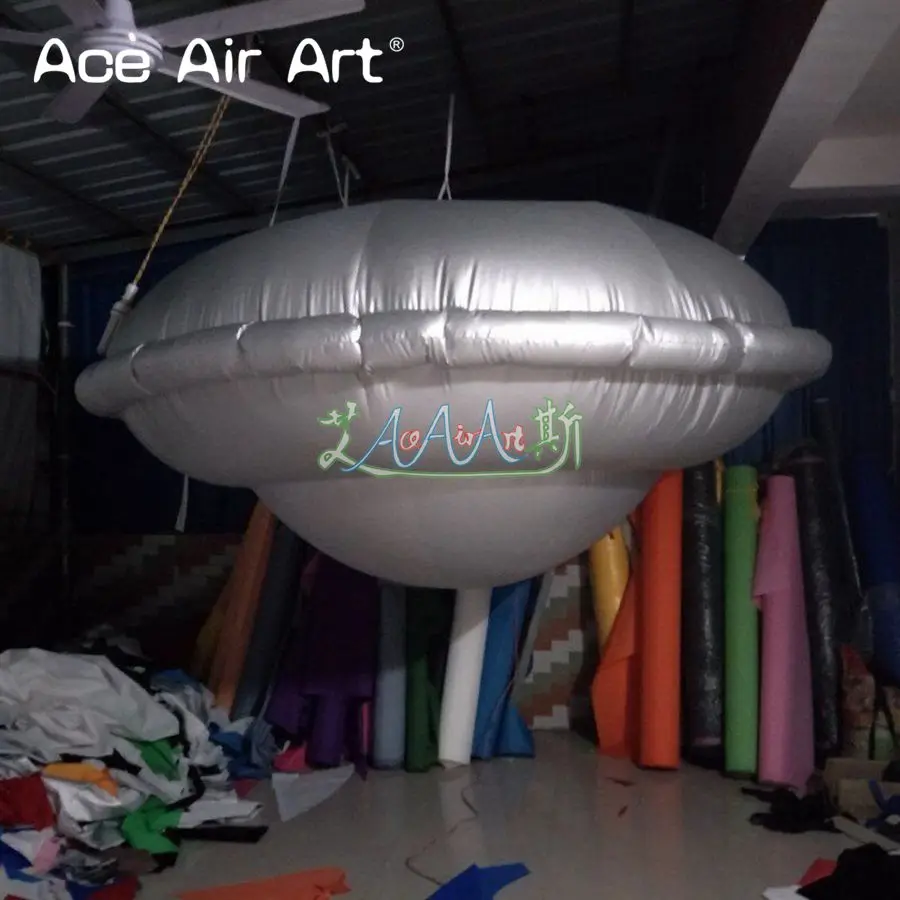 Novo modelo de OVNI de prata inflável pendurado com ventilador para decoração de clube/promoção/muse feito por Ace Air Art