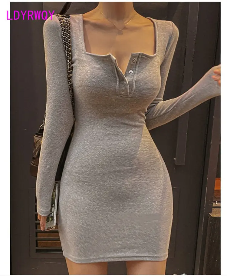 

South Korea 2022 autumn winter new retro square collar button slim sexy breast temperament long sleeve base dress female