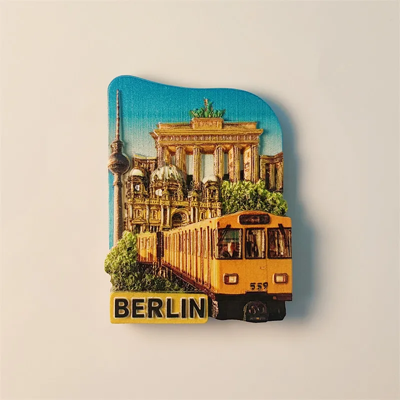 Imã de Geladeira Magnético de Resina com Decoração de Tramvai, Lembrança de Viagem e da Coleção de Moda, com o Edifício Emblemático de Berlim