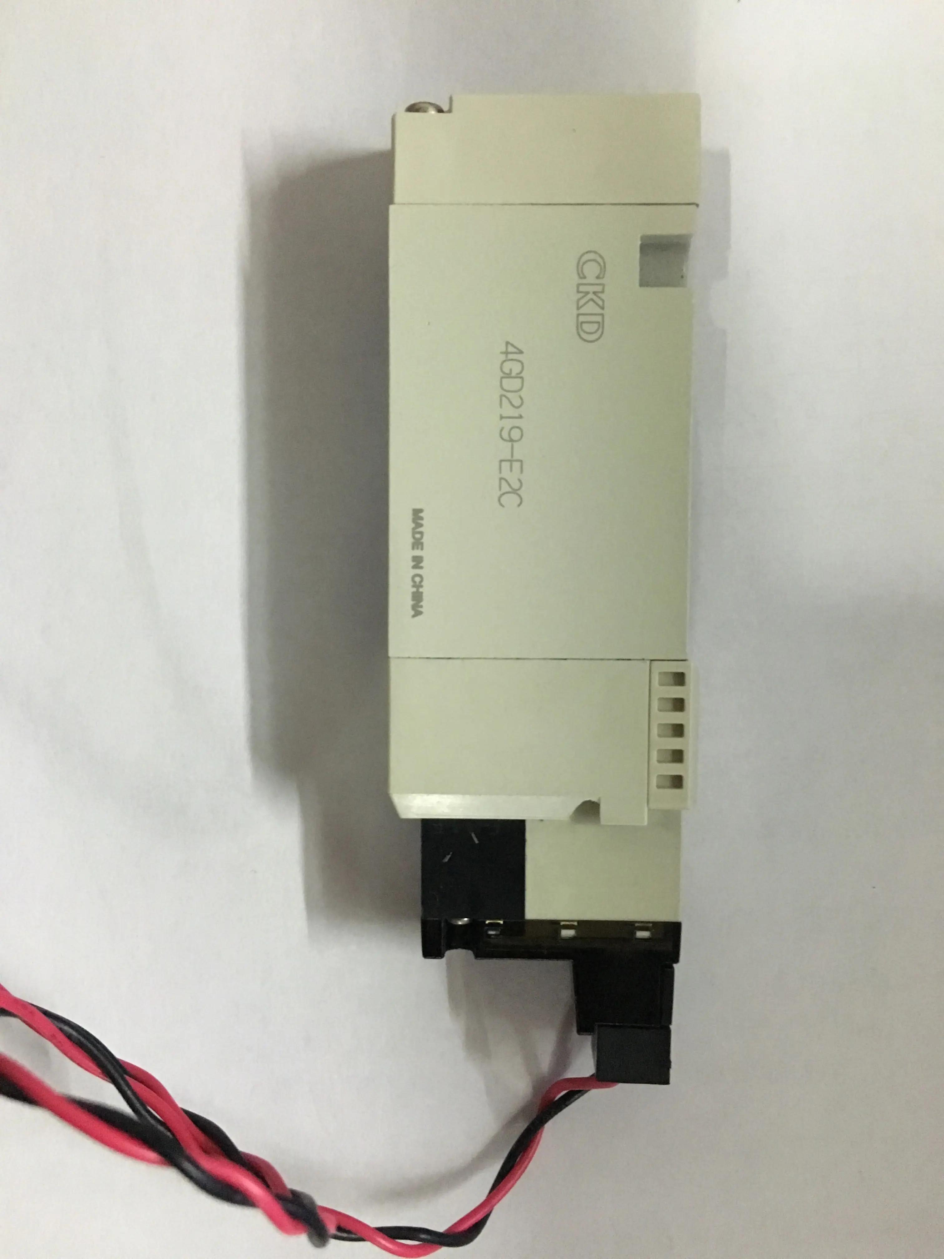 

Spot supply CKD solenoid valve 4GD219-E2C