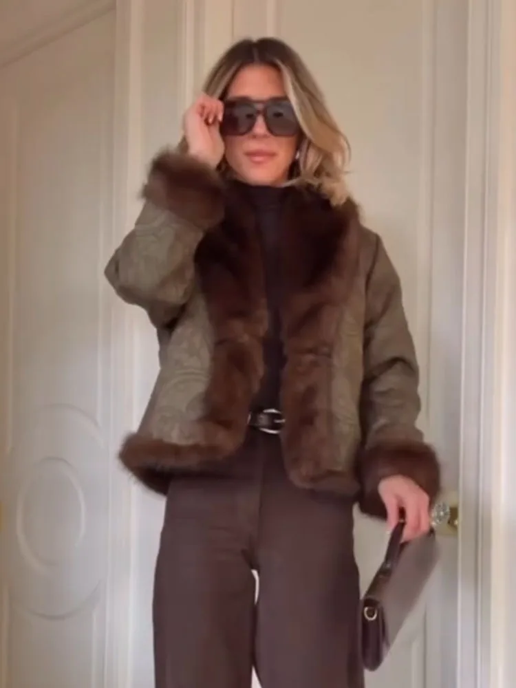 

HH Elegant Woman High Street Winter Coat 2026 Women Embroidered Reversible Short Coat Long Sleeves Lapel Faux Fur Effect Jackets