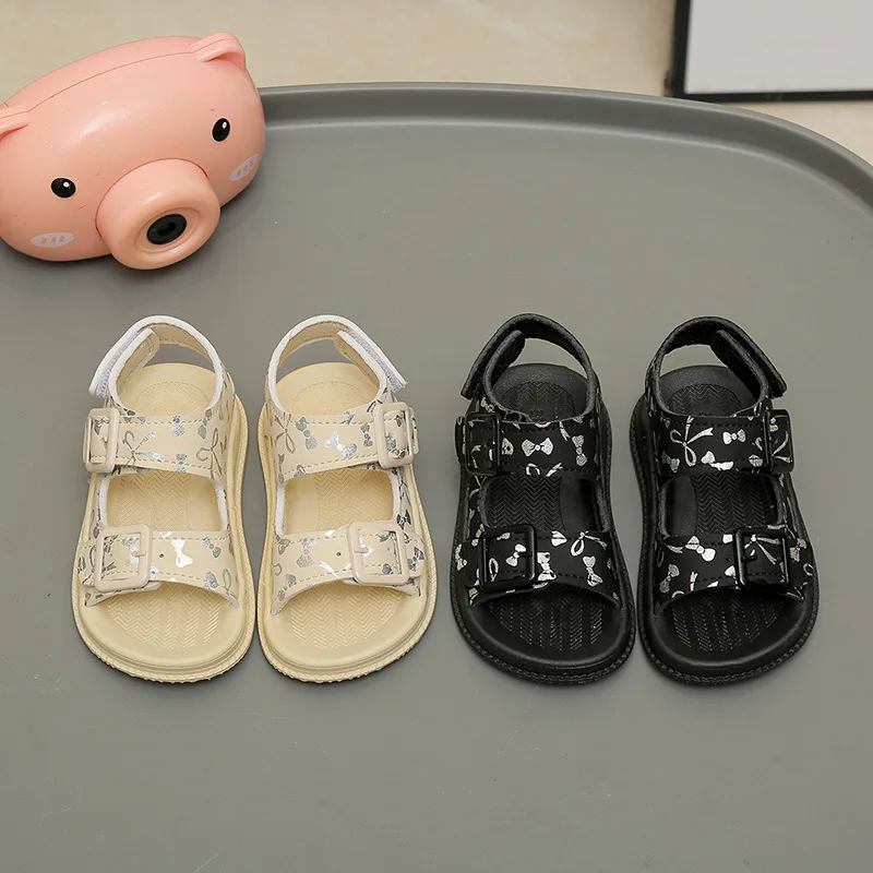 

Fashion Girls' Shoes 2026 Summer New Boys Sandals Comfort Anti Slip Kids Beach Shoe Simple Versatile Girls' Flat Shoes Sandálias