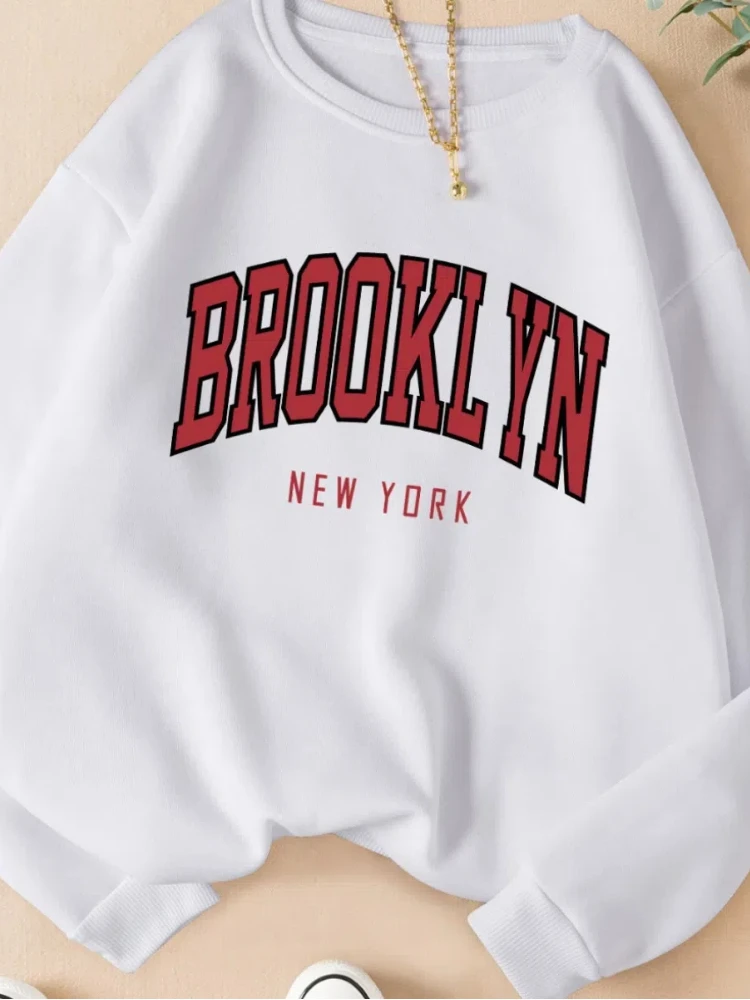 Brooklyn New York Letter Printed Sweatshirt Trendy Aesthetic College Crewneck Minimalist Pullover Top Shirt White Clothing