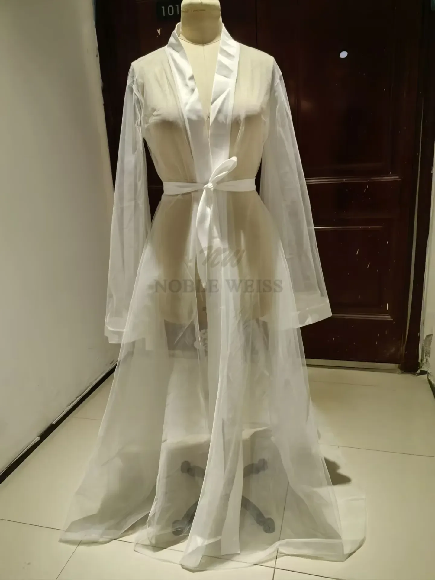 Apliques de manga longa jaqueta de casamento robe festa bolero capa de noiva elegante longo casaco de casamento vestido curto deslizamento personalizado