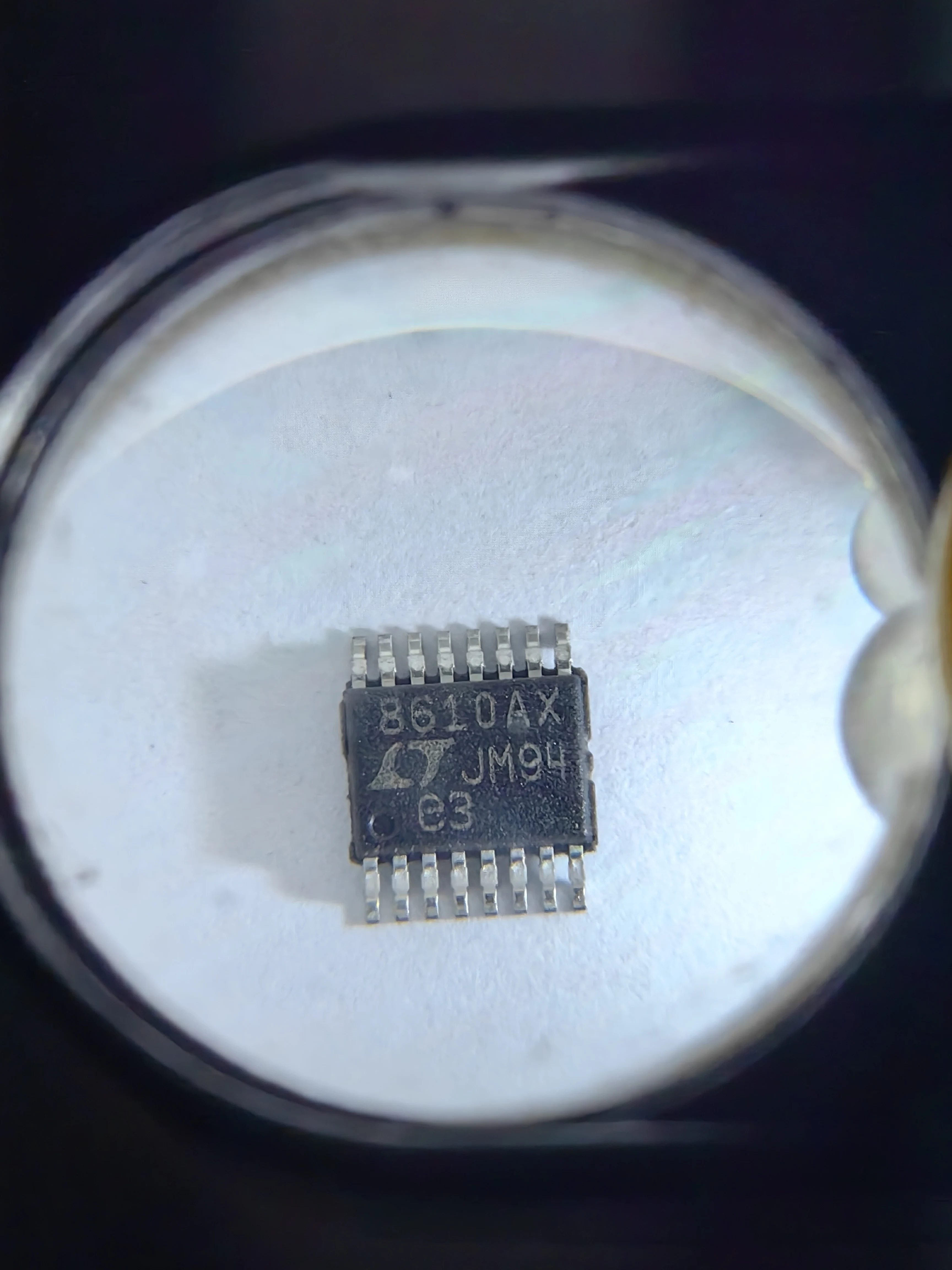 

LT8610AX LT8610 LT8610AXMSE — синхронный понижающий регулятор 42 В, 3,5 А с работой до 175 ° C
