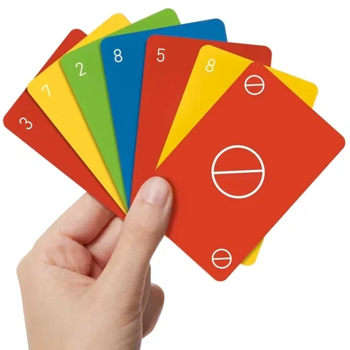 Mattel Games UNO Minimalista Gioco di carte per adulti e adolescenti con grafica di design di Warleson Oliviera jeu de cartes