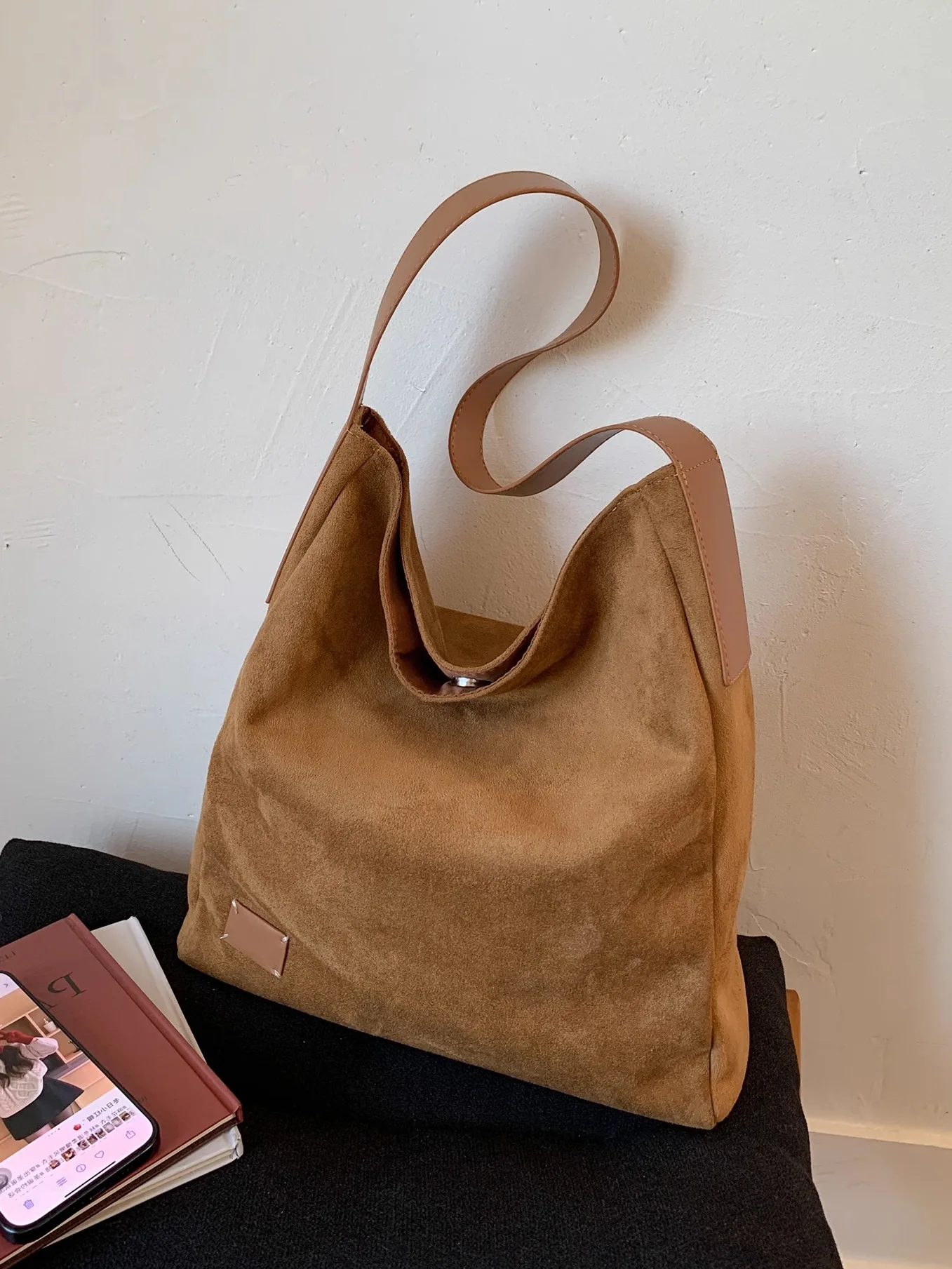 Brown Suede Commuting Shoulder Bag for Women Vintage Large Capacity Shopping Handbags Fashion Versatile Buckle Crossbody Pack