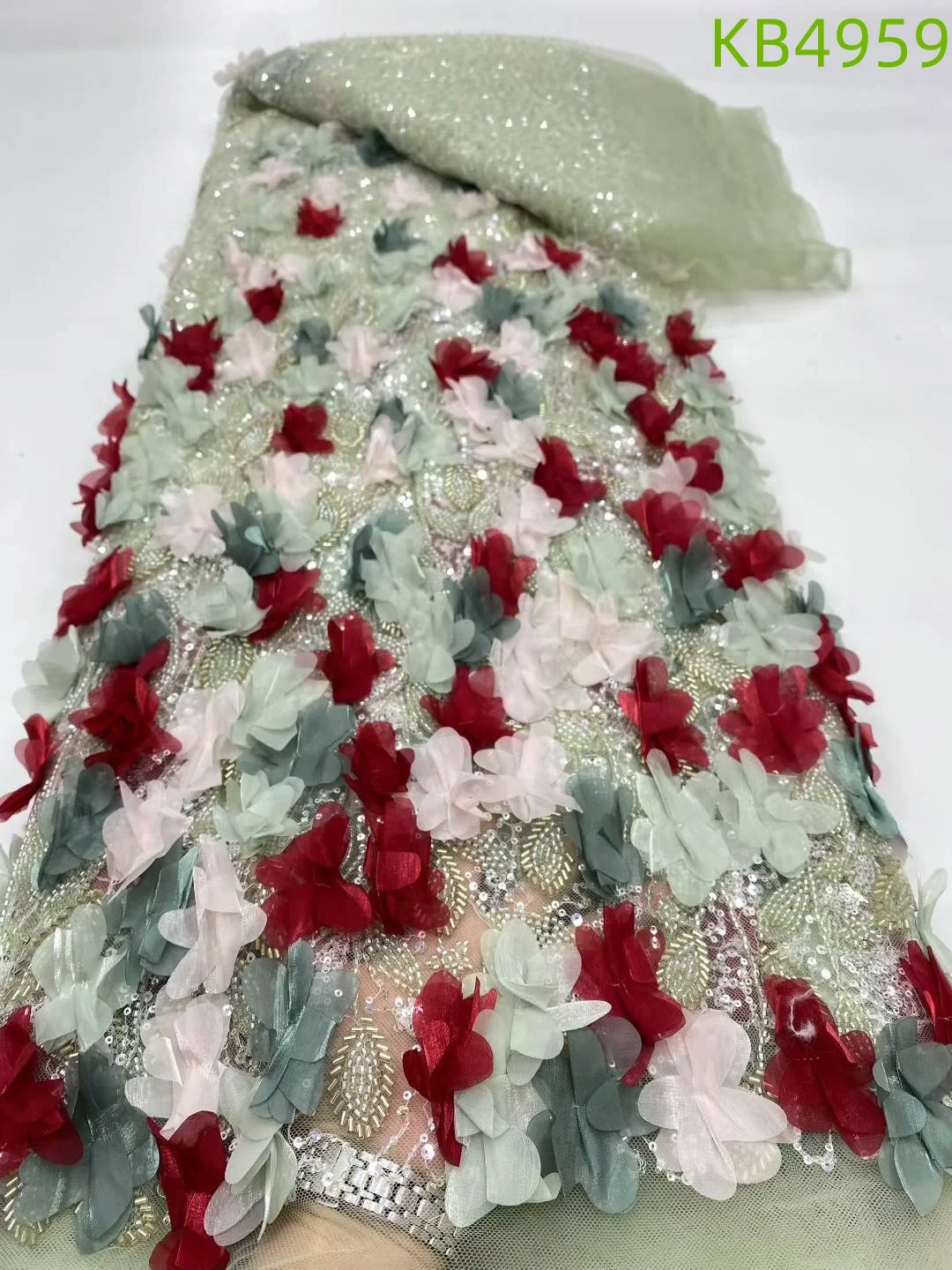 Tela de encaje africano 5 yardas de alta calidad 2025 tela de encaje de flores 3D rosa tela de encaje con cuentas para vestido de fiesta de boda KB4959
