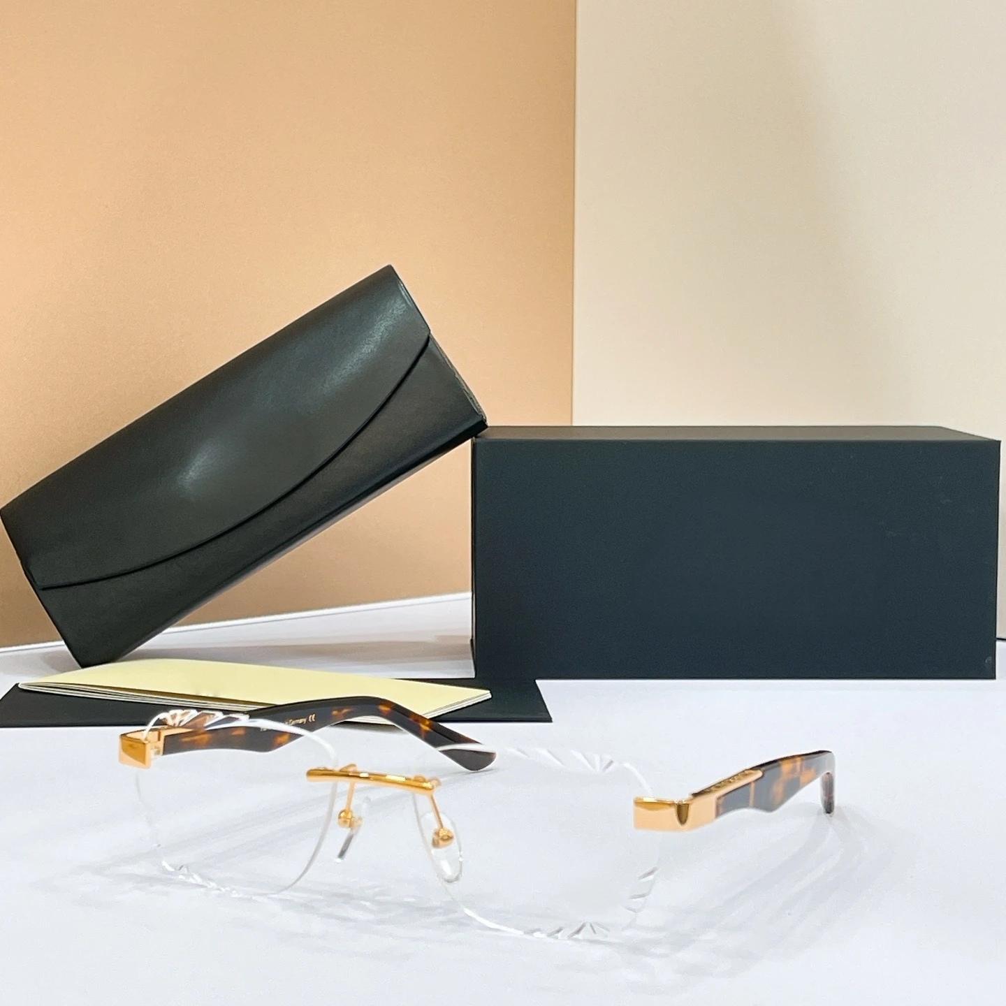THE ARTIST II Man Woman Sunglasses,Gold Rimless Frame Dark Grey Tint,Diamond Cut Edge Detail,UV400,Instagram-Worthy Unique Look