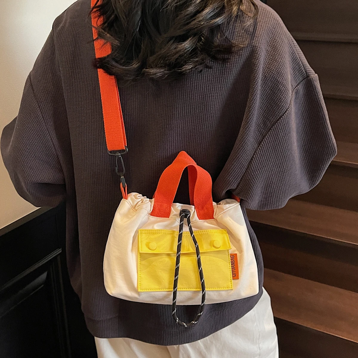 

Новая сумка-мессенджер унисекс, функциональная сумка через плечо для улицы, пригородная сумка через плечо, сумка для хранения, женский контрастный рюкзак