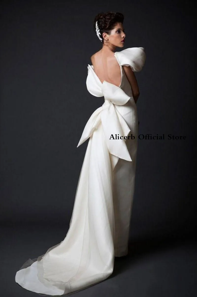 Big Bow Dubai Arabic Women Formal Wear Unique Design Prom Dresses New White Long Court Train Ruffles Backless Evening Gown