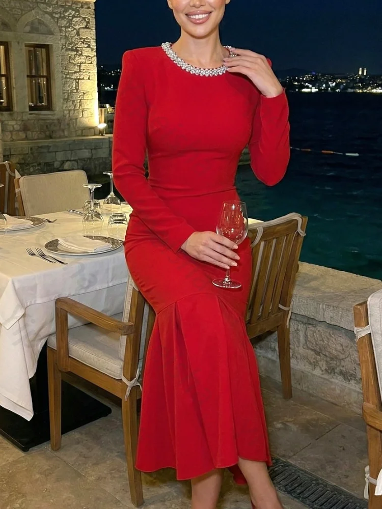 Maßgeschneiderte Trägerlose Perlen-Pailletten-Abendkleider Elegante Rückenfreie Prominenten-Kleider Sexy Hochwertige Abschlussball- und Partykleider
