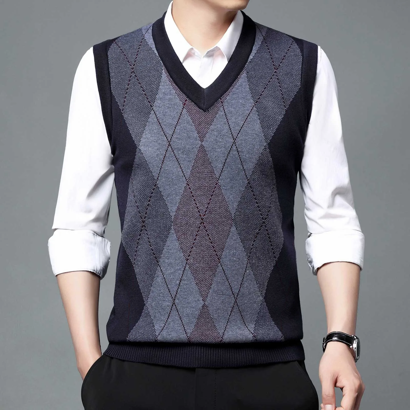 

Winter Male Sleeveless Knitted Vest Men's Fashion Casual Solid Colour Bottoming Shirt V Neck Jacquard Shoulder Jumper Vests