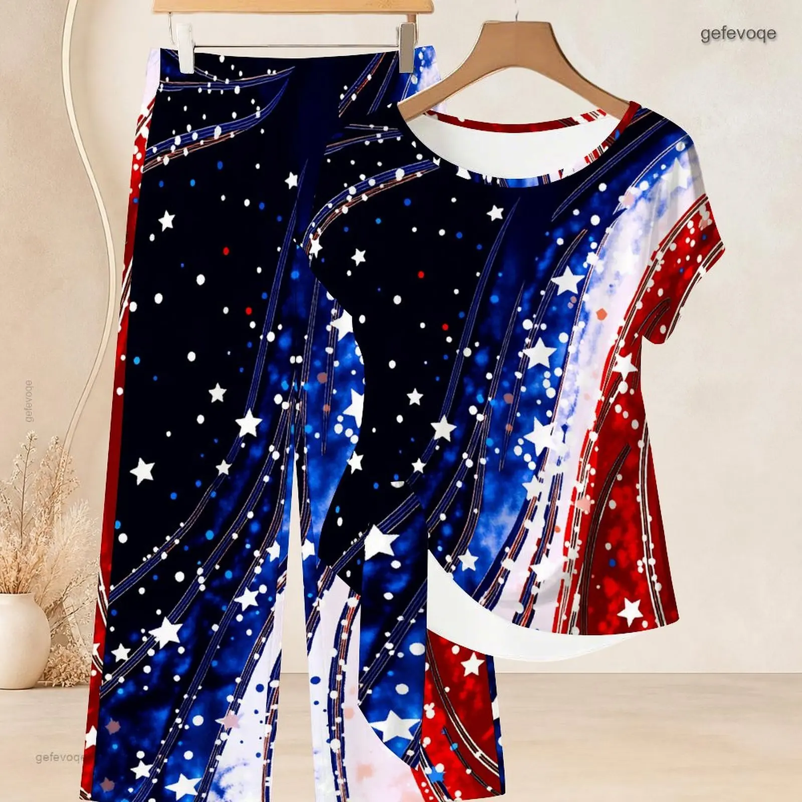 Women Pink Camouflage Queen Crown Printed Round Neck Short Sleeve Knotted Top and Long Pants Two Piece Set