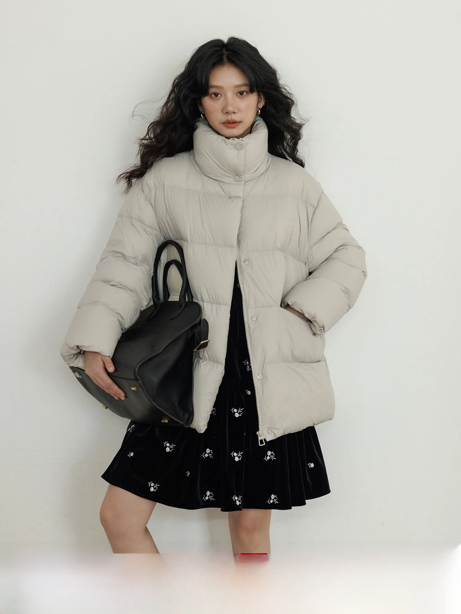 

Зимняя женская пуховая куртка Cloud Bread Warm Fufu, белая, с воротником-стойкой, повседневная, морозостойкая, новинка 2025 года, верхняя одежда