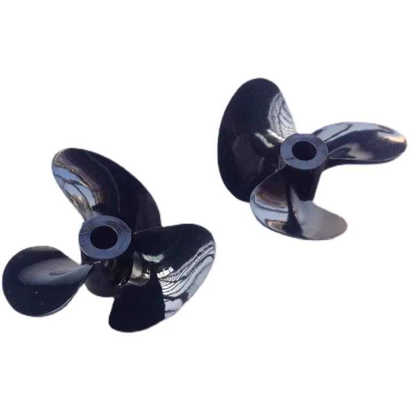 RC Boat Three-Blade High-Speed Fully Immersed Propeller Speedboat 26mm, 30mm, 34mm Hole Size: 3mm, 4mm