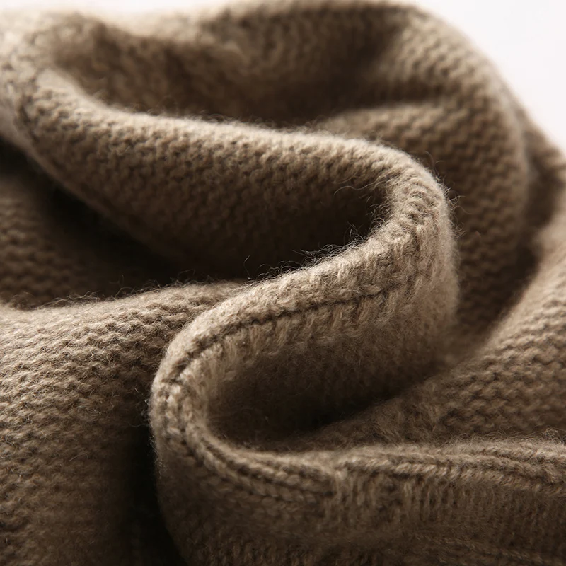 Topi pullover wanita rajutan 100% kasmir untuk kenyamanan dan kehangatan. Topi kasmir wanita warna solid, koleksi musim gugur dan dingin 2025