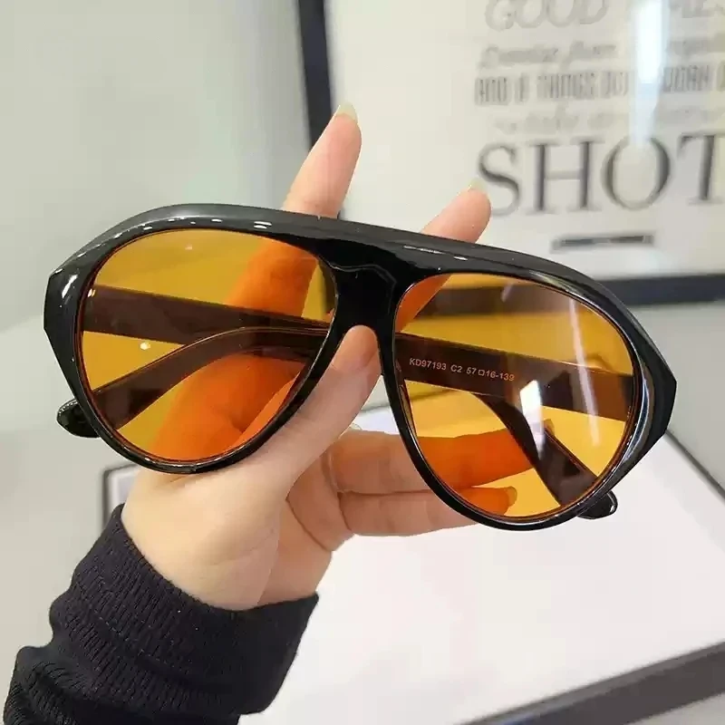 

Trend Oversized Pilot Sunglasses Women For Men Luxury Brand Designer Sun Glasses Vintage Big Frame Eyeglasses Punk Driving Shade