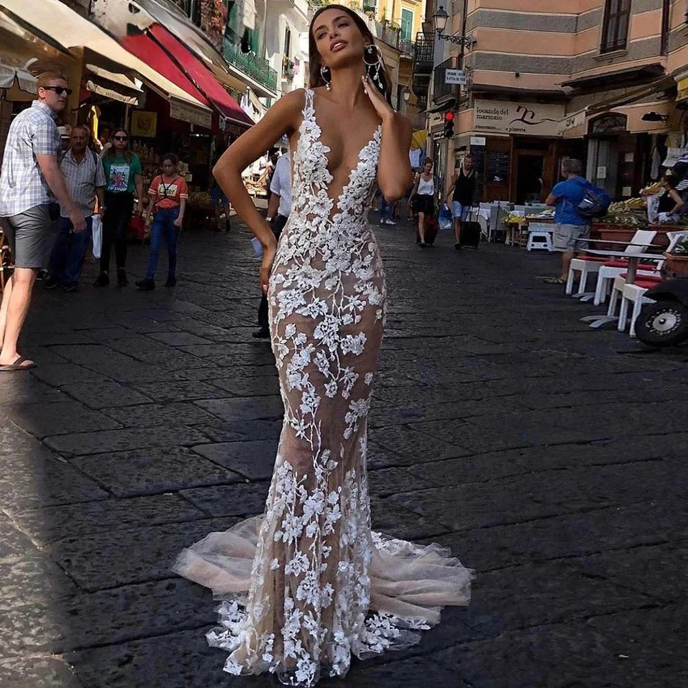 

Customized Sexy Lace Mermaid Wedding Dress Plunging V-Neck Boho Bridal Gown Backless Court Train Vestido De Novia
