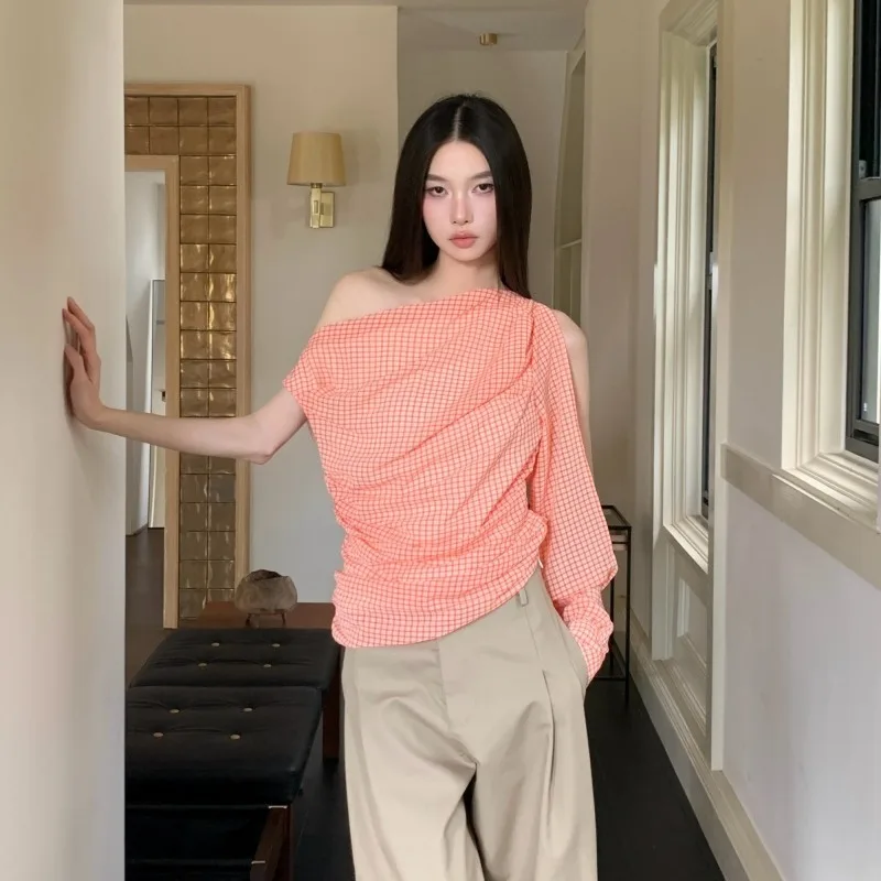 

Ретро Y2K Тонкая клетчатая асимметричная шифоновая оранжевая рубашка на одно плечо с одним рукавом Нишевая многослойная футболка с рюшами Топ осенний новый женский